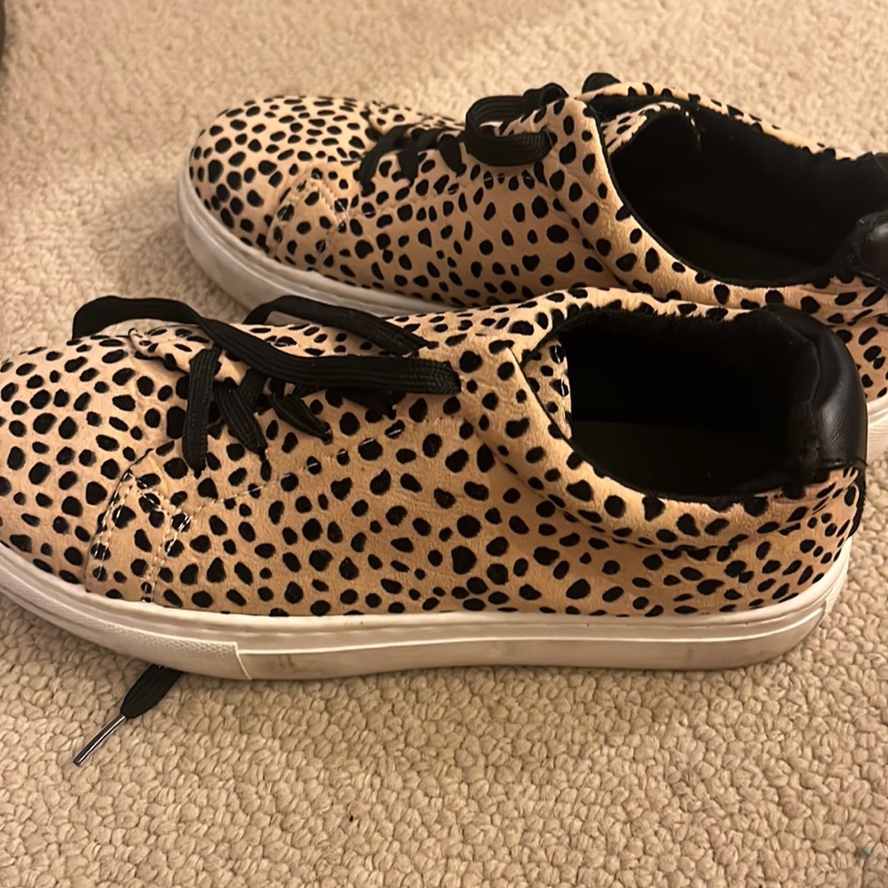 Qupid Sneakers